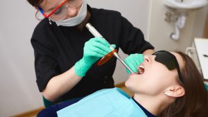 مراحل عصب کشی دندان : ۸ گام کلیدی درمان روت کانال